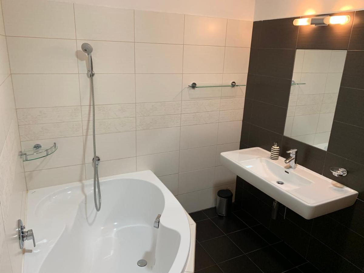 Jd Apartment Liptovský Mikuláš Esterno foto